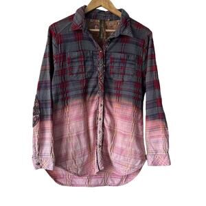 Arrata Silent Journey Shirt Womens Medium Multicolor Boho Patchwork Art to Wear